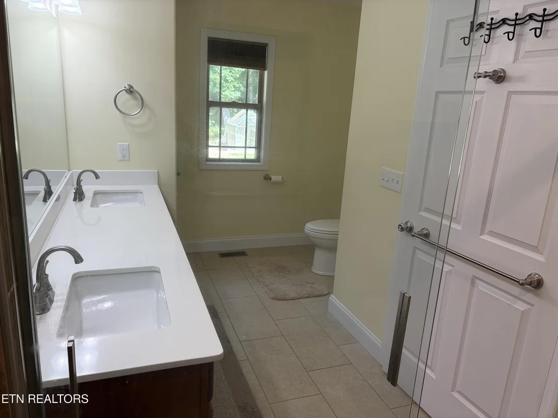 Photo of 104 Bottom Drive