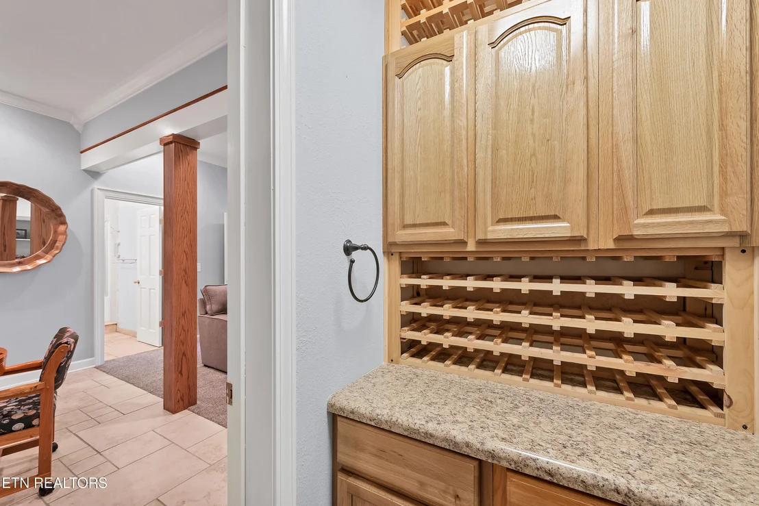 Photo of 374 Laurel Rd