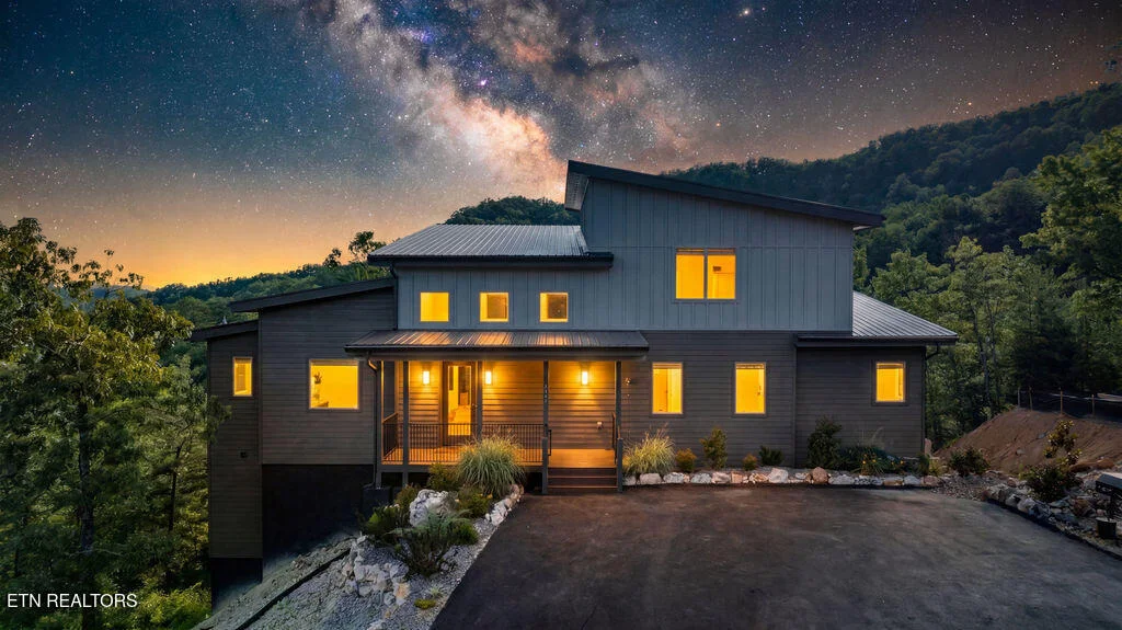 Photo of 1429 Mountain Ash Way