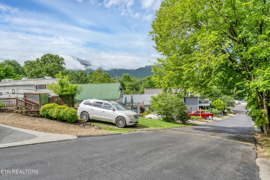 Photo of 419 Mountain Thrush Drive