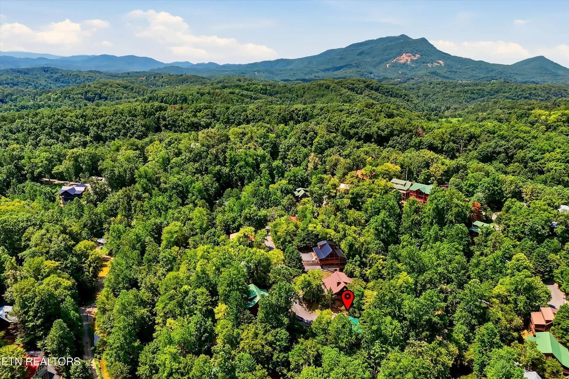 Photo of 919 Deer Run Way