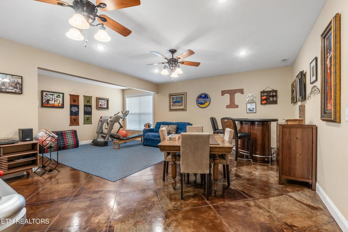 Photo of 106 Sunshine Way