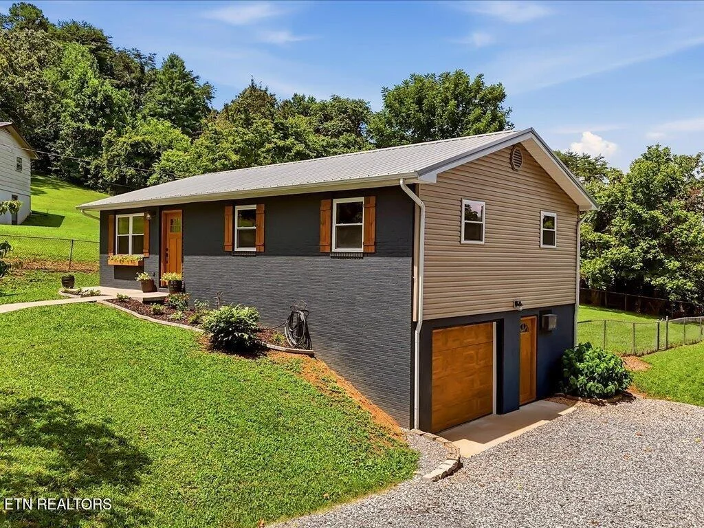Photo of 1241 Taylor Rd
