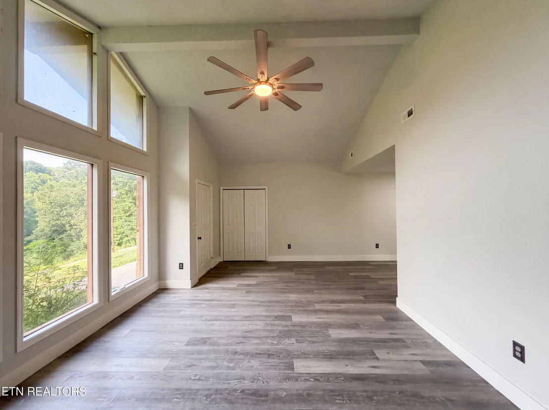 Photo of 1430 Hawk Lane