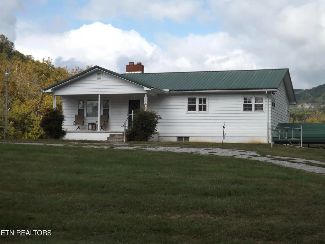Photo of 829 Bristol Rd