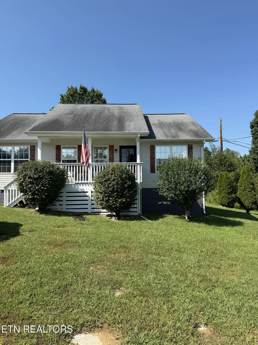 Photo of 202 Sandy Circle