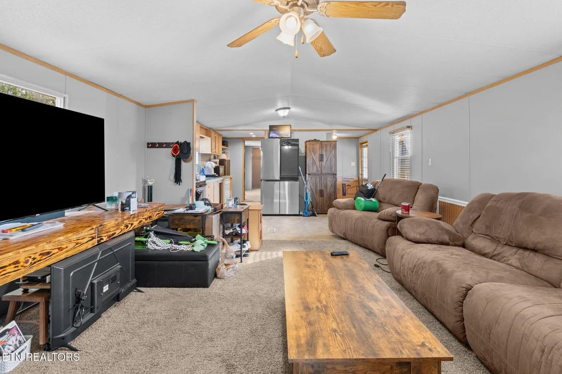 Photo of 425 Bazel Rd
