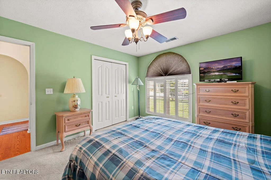 Photo of 674 Southview Circle