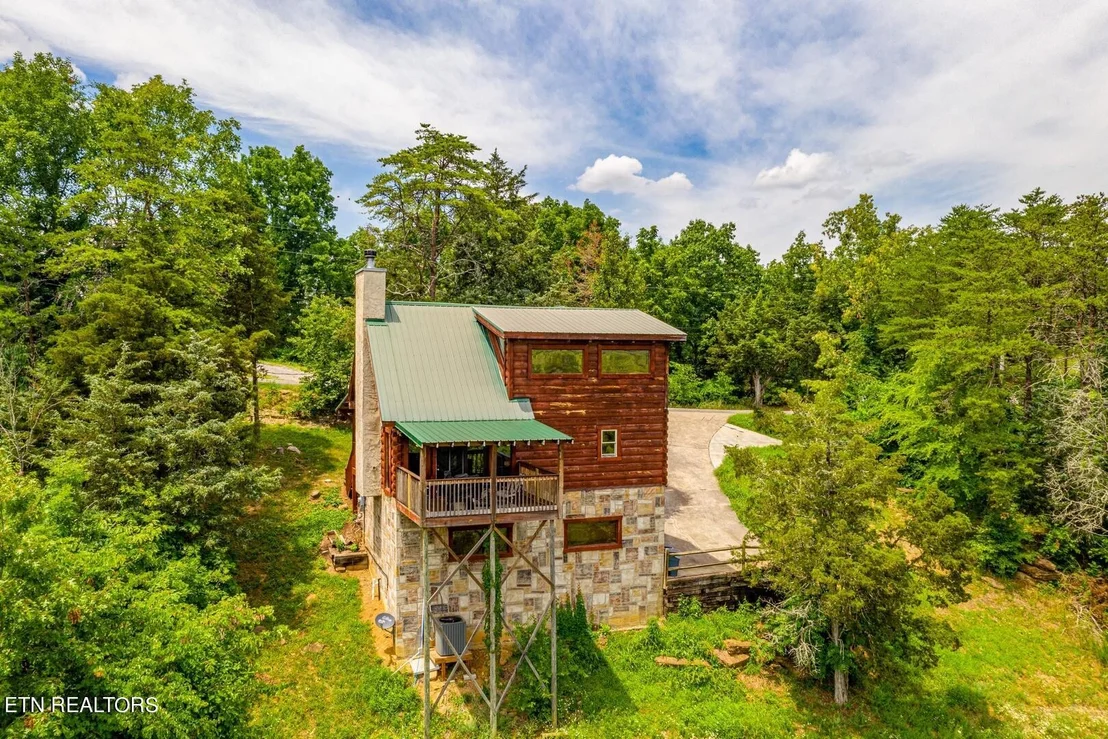 Photo of 973 Pleasure Rd