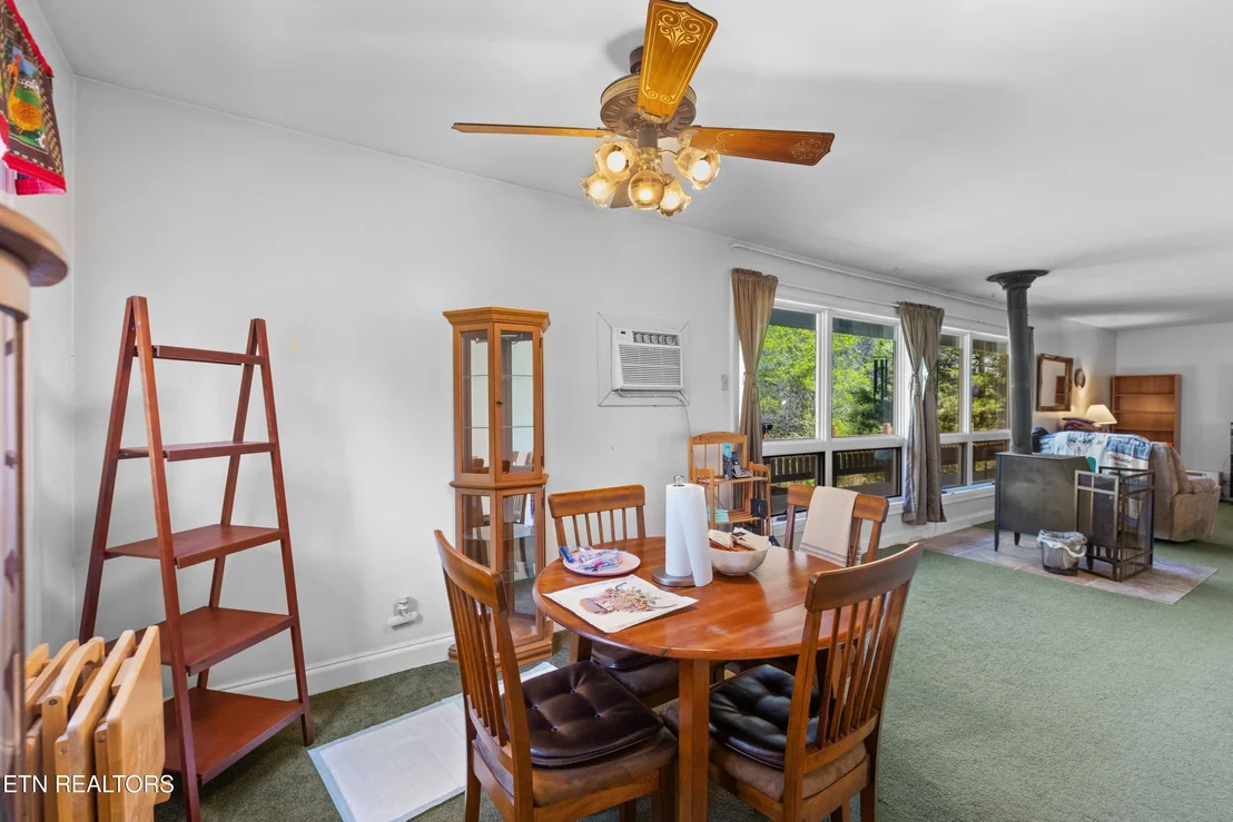 Photo of 158 Dalson Rd