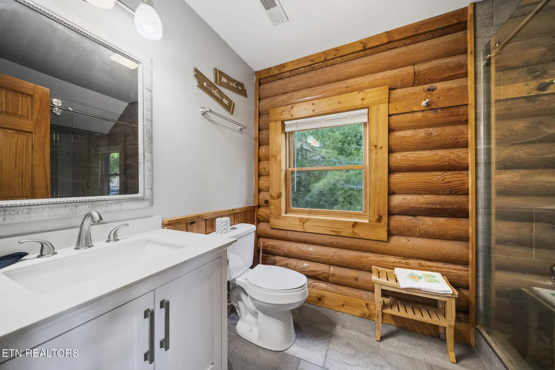 Photo of 350 Big Bear Way