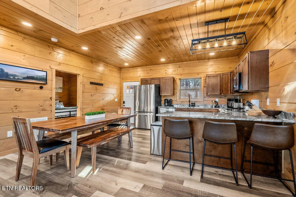 Photo of 2832 Sequoia Rd