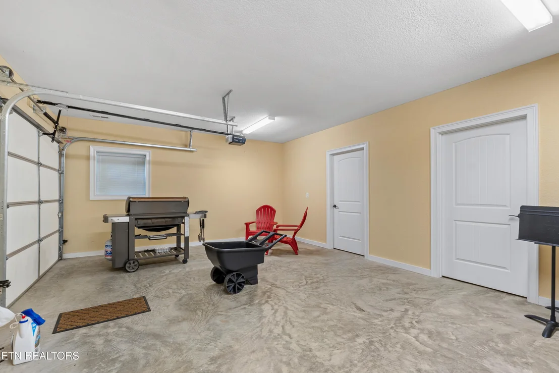 Photo of 106 Sunshine Way