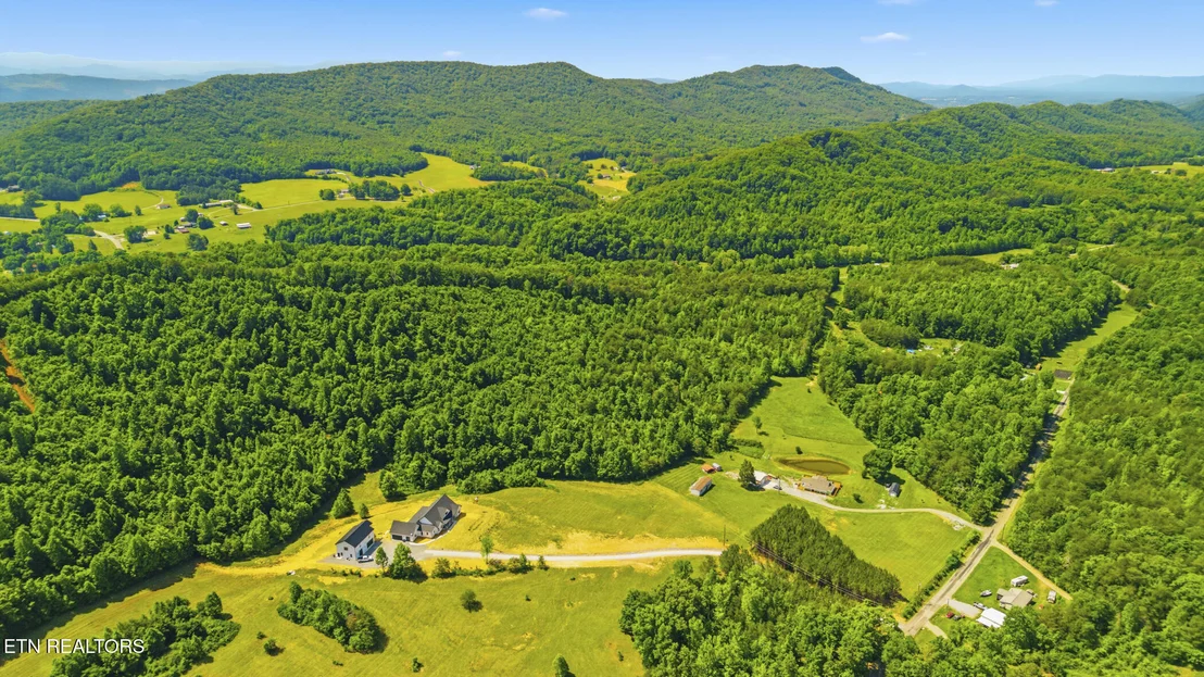 Photo of 220 Three Point Rd