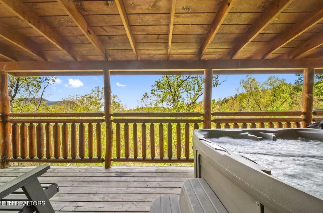 Photo of 2864 Pine Haven Drive