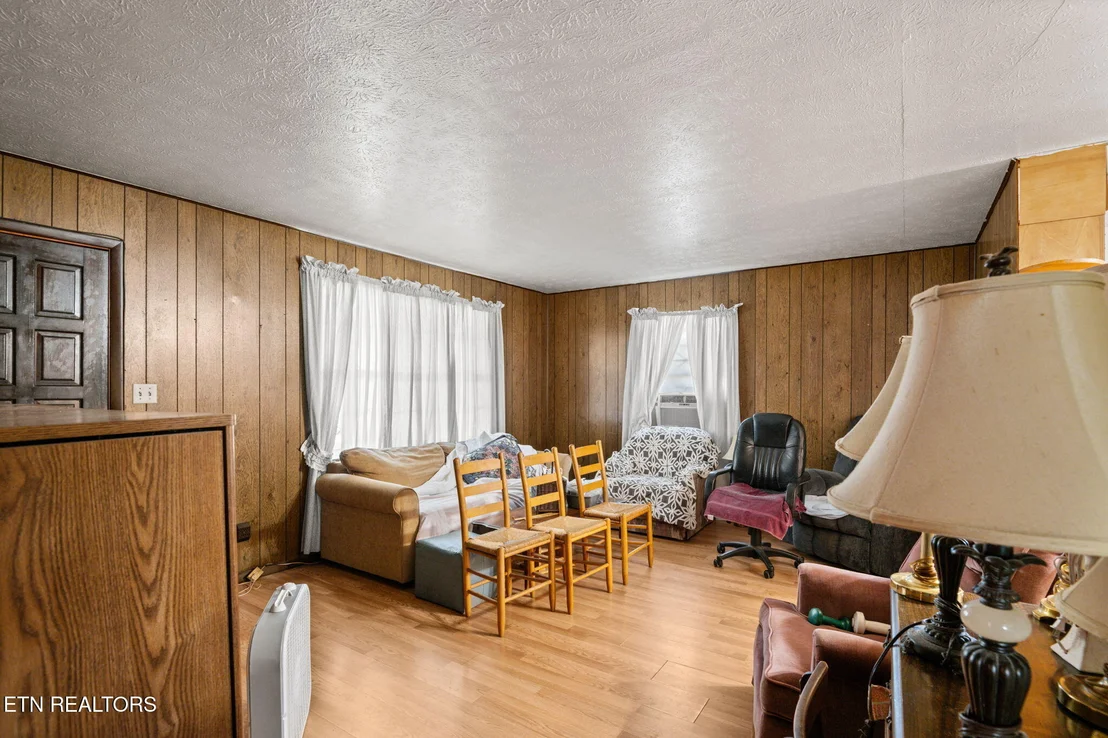 Photo of 7700 Tazewell Pike