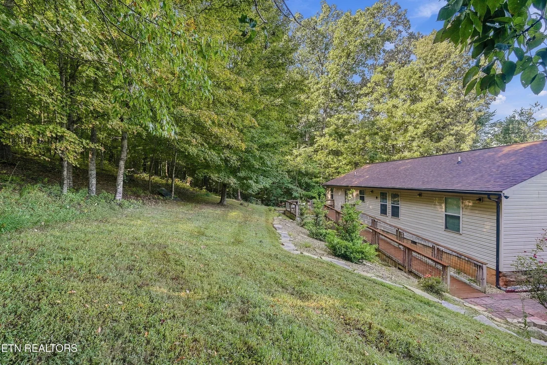 Photo of 2021 Compton Court