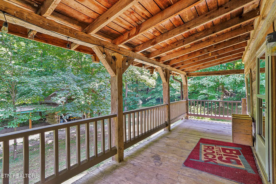Photo of 160 Thomas Ed Roach Lane