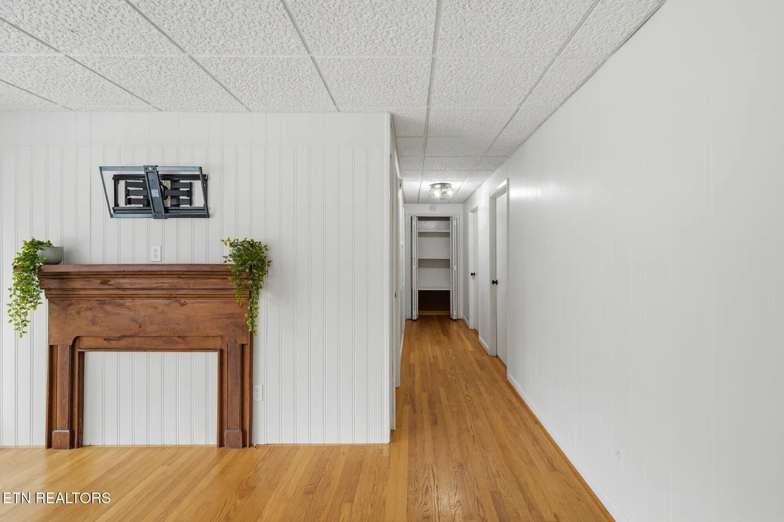 Photo of 912 Bud Lane