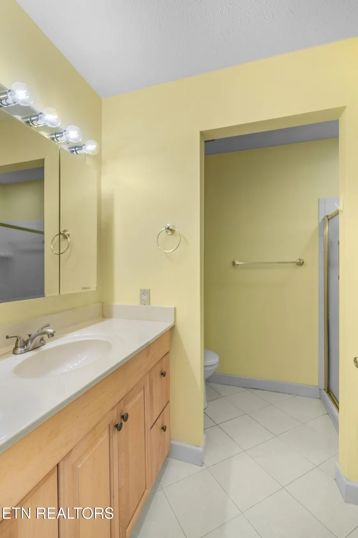 Photo of 1401 Brookfield Drive