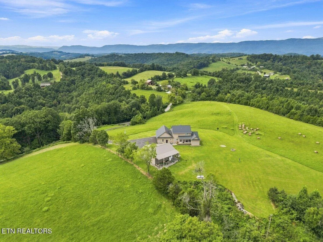Photo of 317 Oak Grove Rd