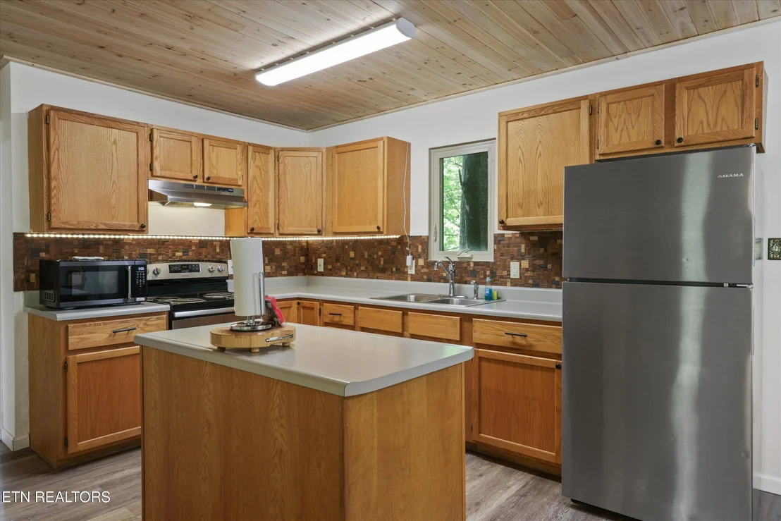 Photo of 375 Sugar Mountain Way