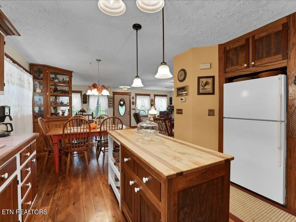 Photo of 434 Henry Clark Lane