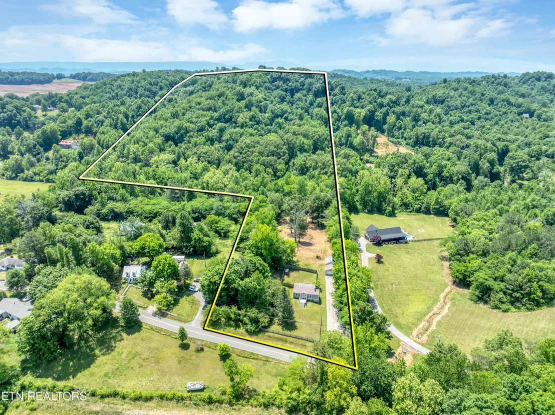 Photo of 400 Slack Rd