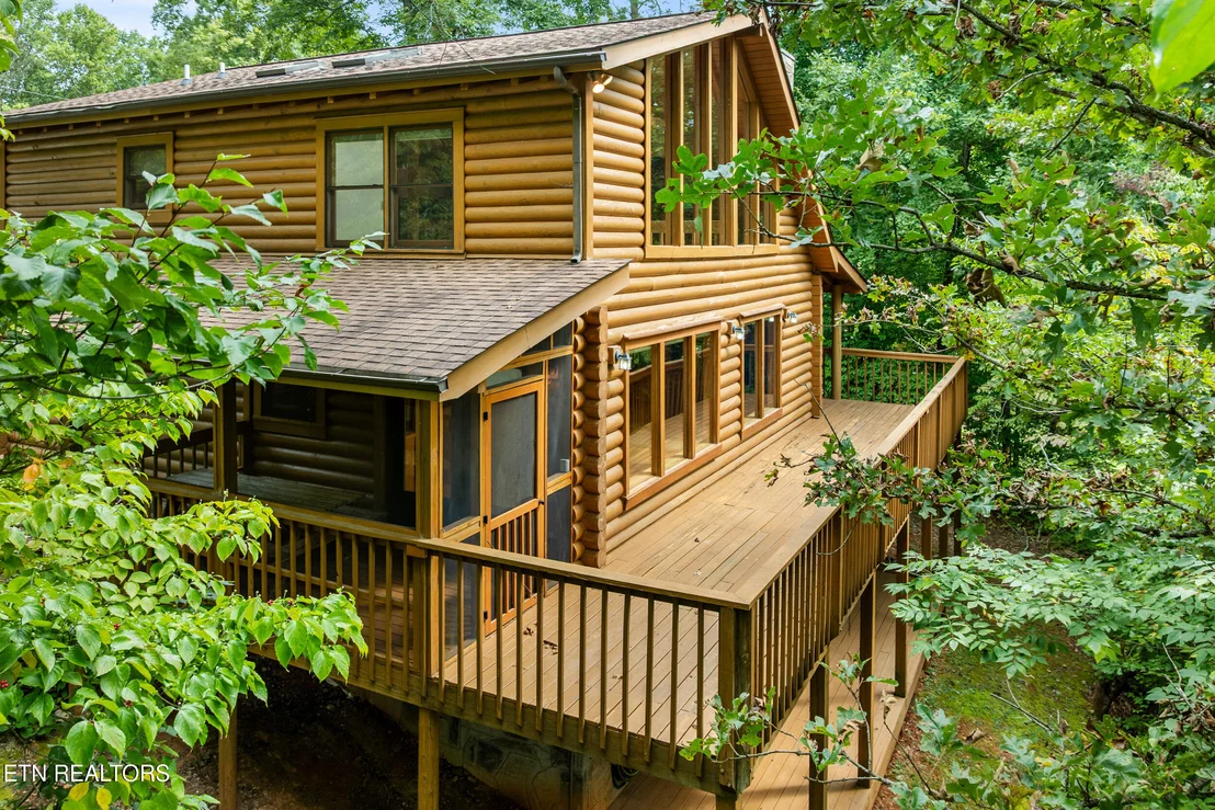 Photo of 3839 Saddle Brook Way