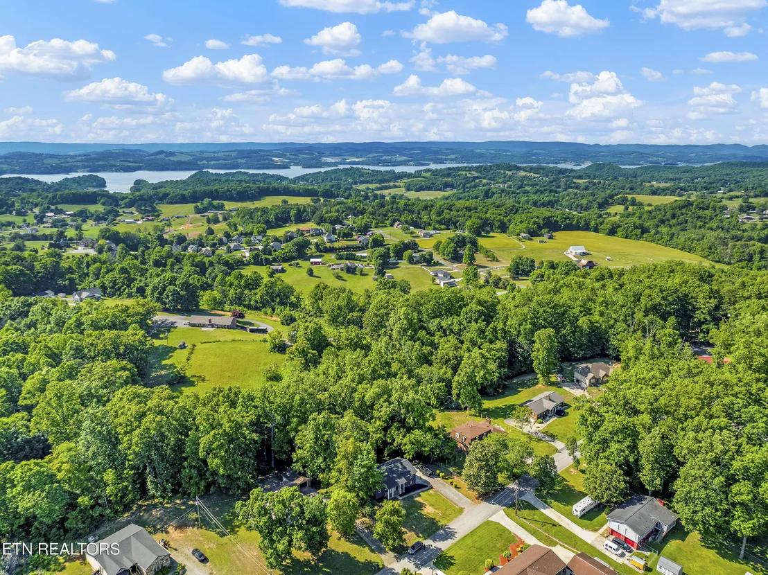 Photo of 915 Ronald Drive