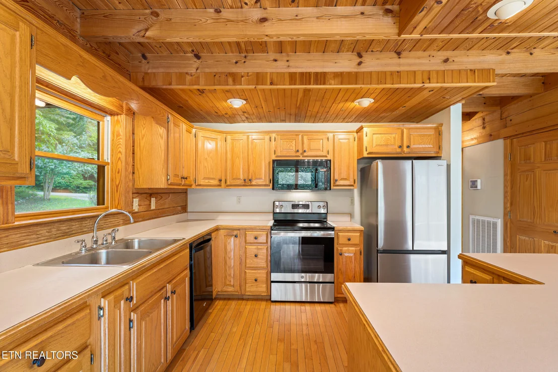 Photo of 3839 Saddle Brook Way