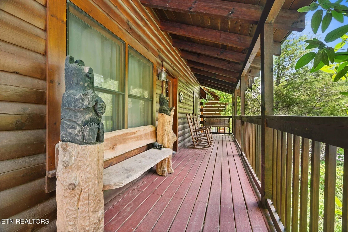 Photo of 746 Nighthawk Way