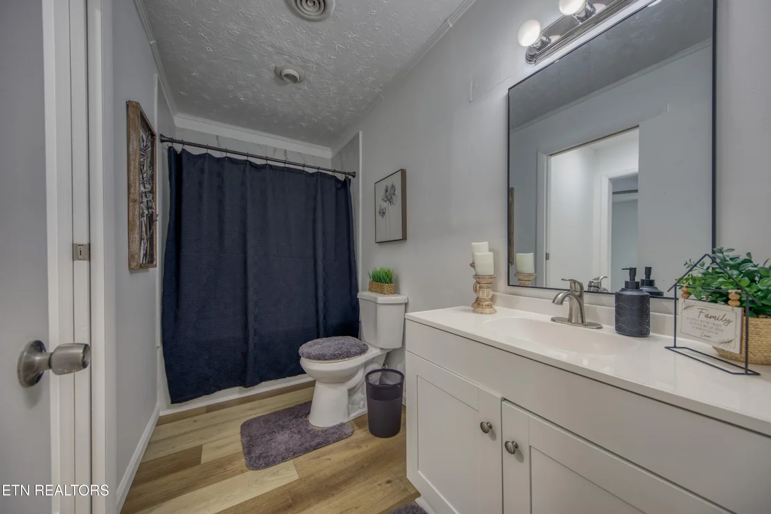 Photo of 7001 Washington Pike