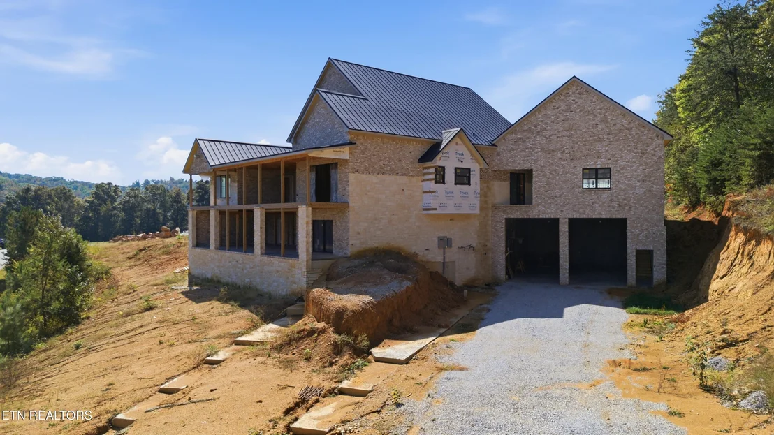 Photo of 325 Enclave Way
