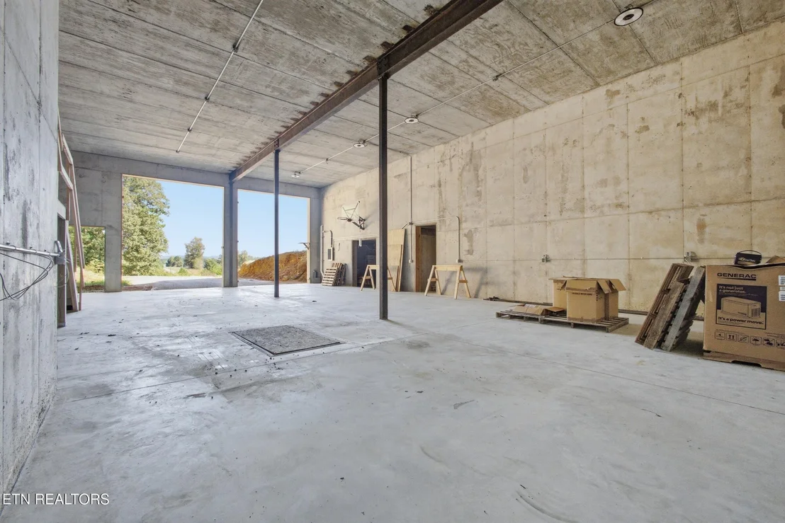 Photo of 325 Enclave Way