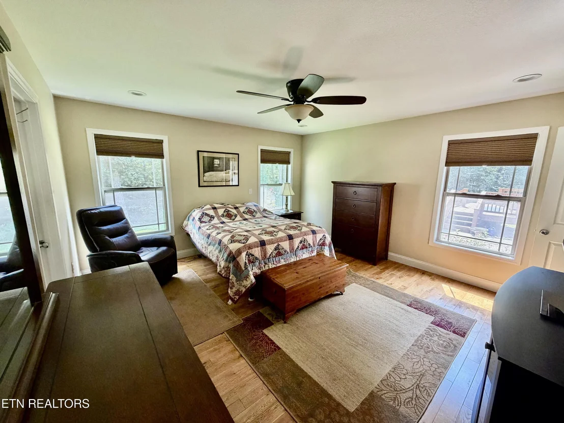 Photo of 104 Bottom Drive