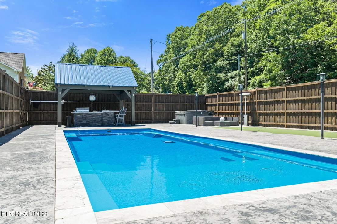 Photo of 239 Sequoyah Rd