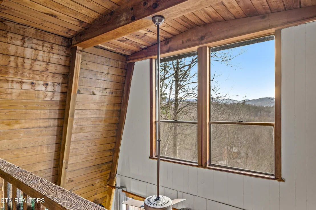 Photo of 1020 Ski View Lane