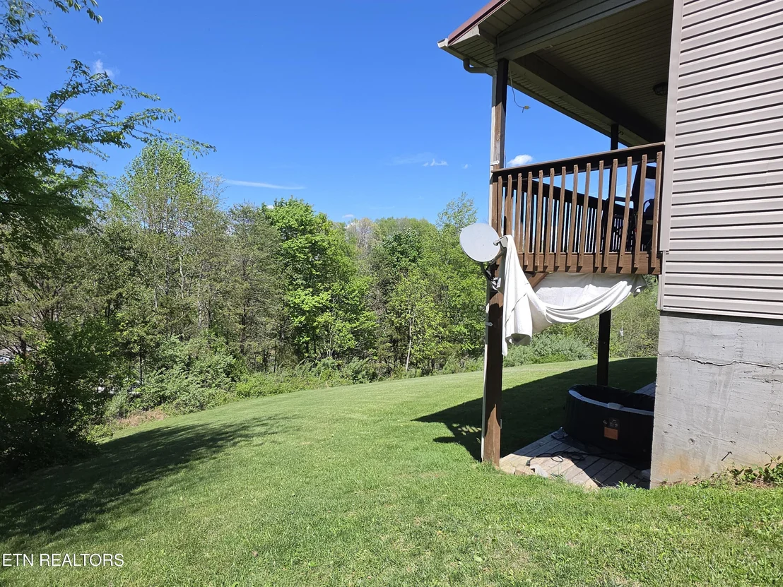Photo of 110 Falcon Crest Drive