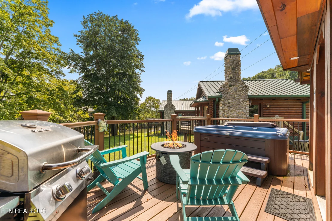 Photo of 2323 River Port Way