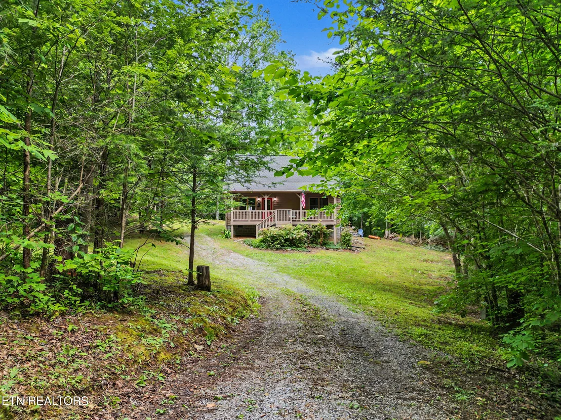 Photo of 1006 Dry Valley Rd