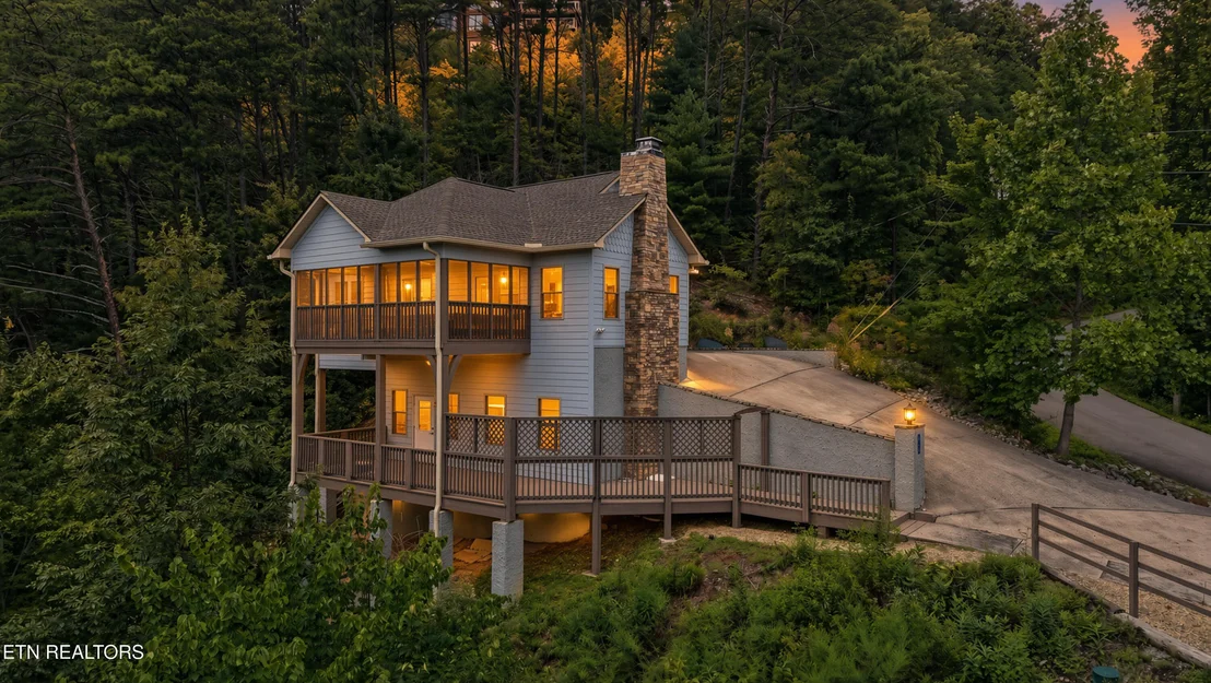 Photo of 715 Christy Lane