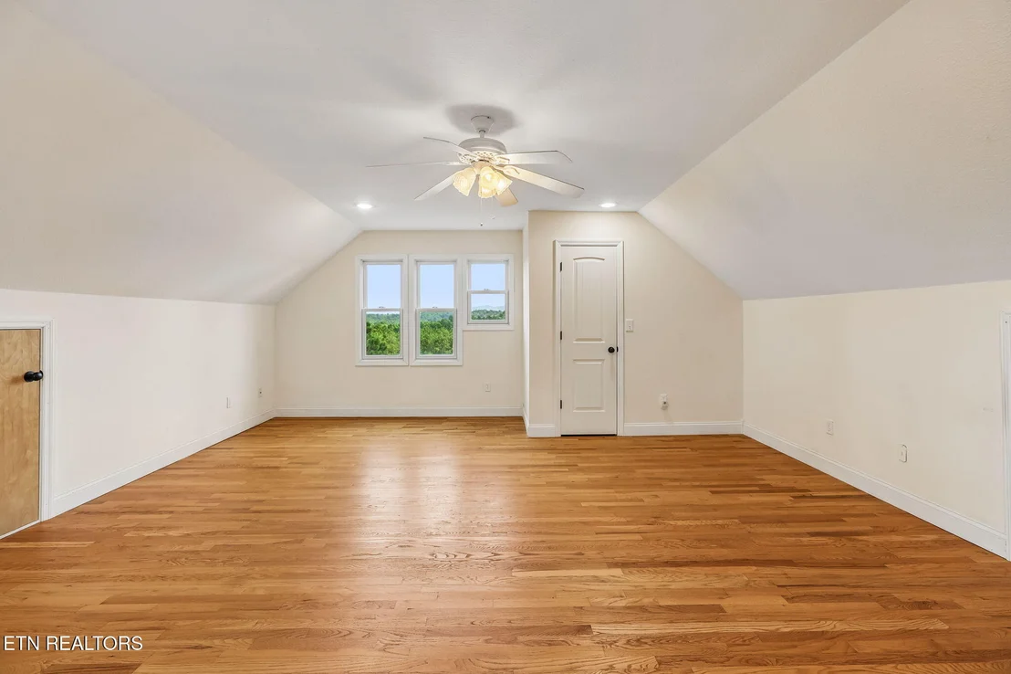 Photo of 355 County Road 470