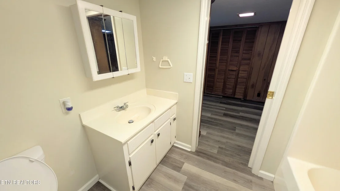 Photo of 821 Commanche Drive