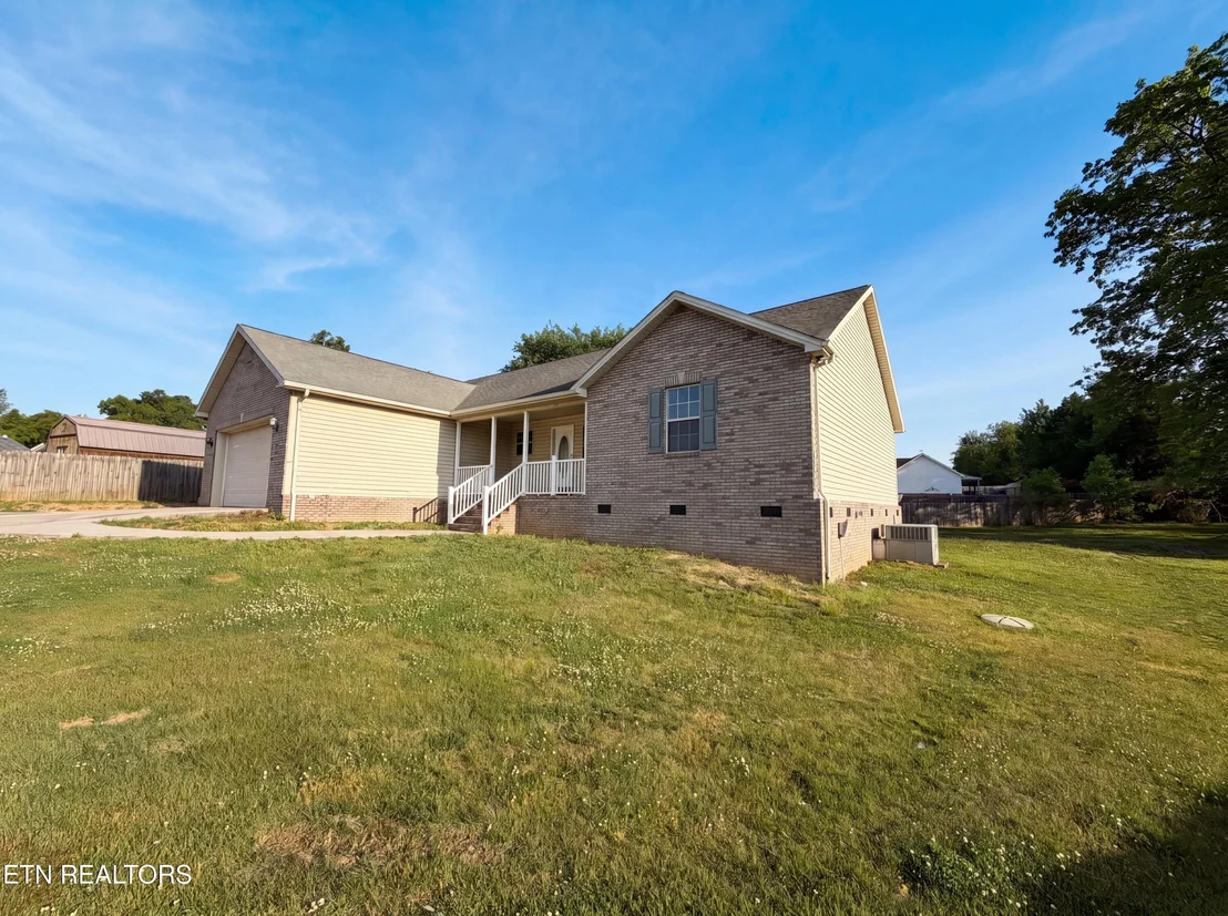 Photo of 375 Walnut Lane