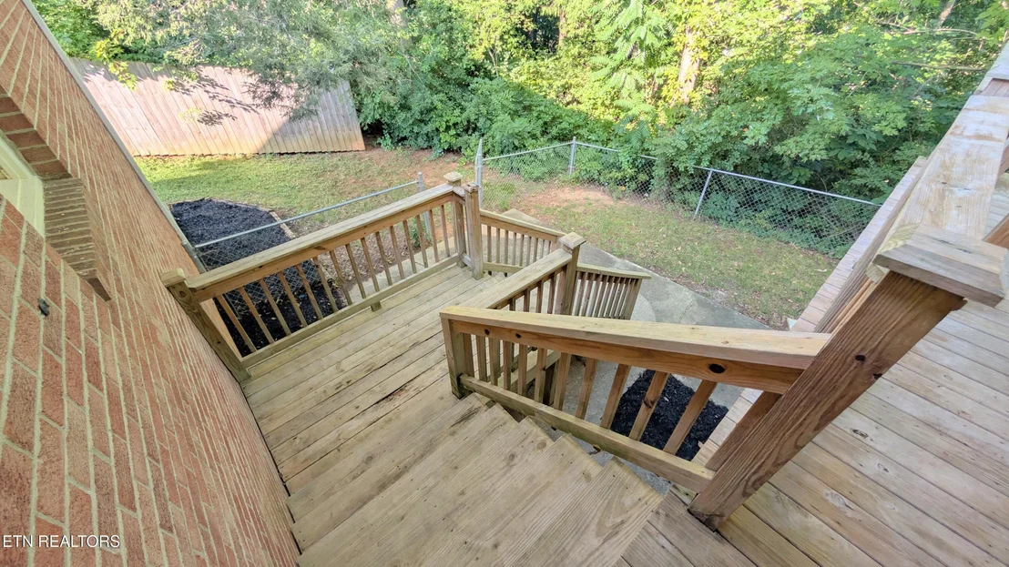 Photo of 821 Commanche Drive