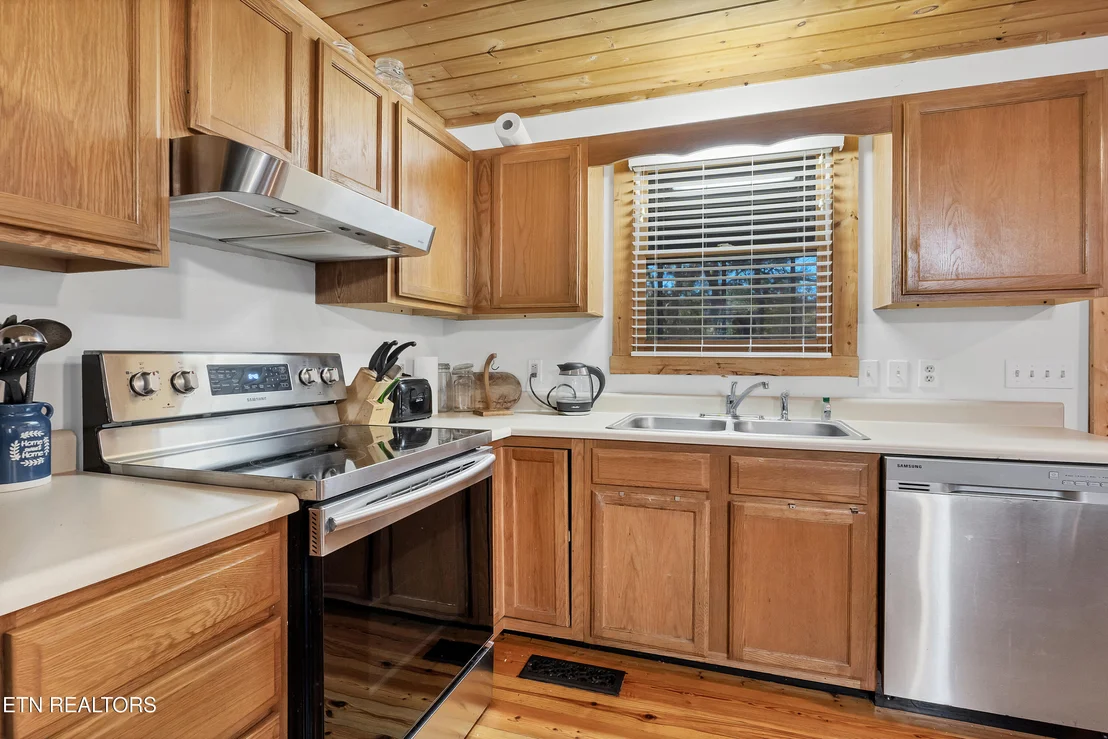 Photo of 832 Christy Lane