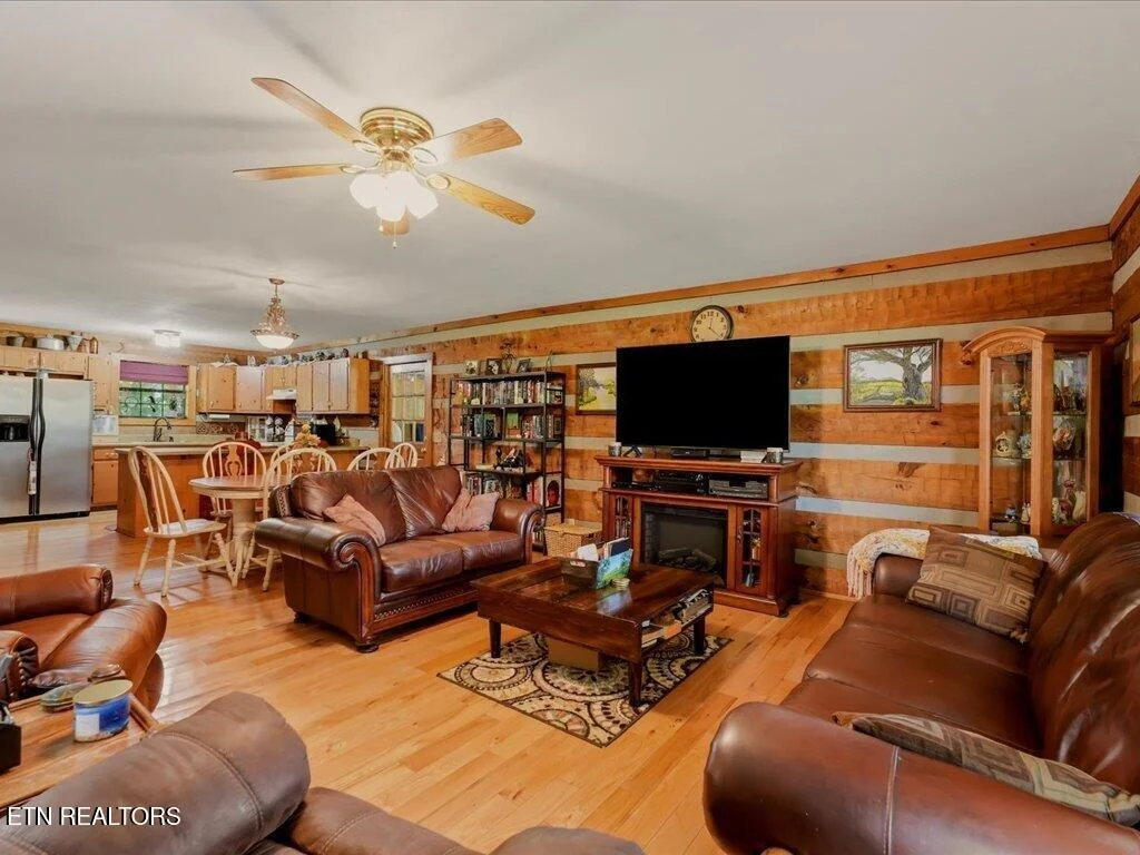 Photo of 855 Chestnut Grove Circle