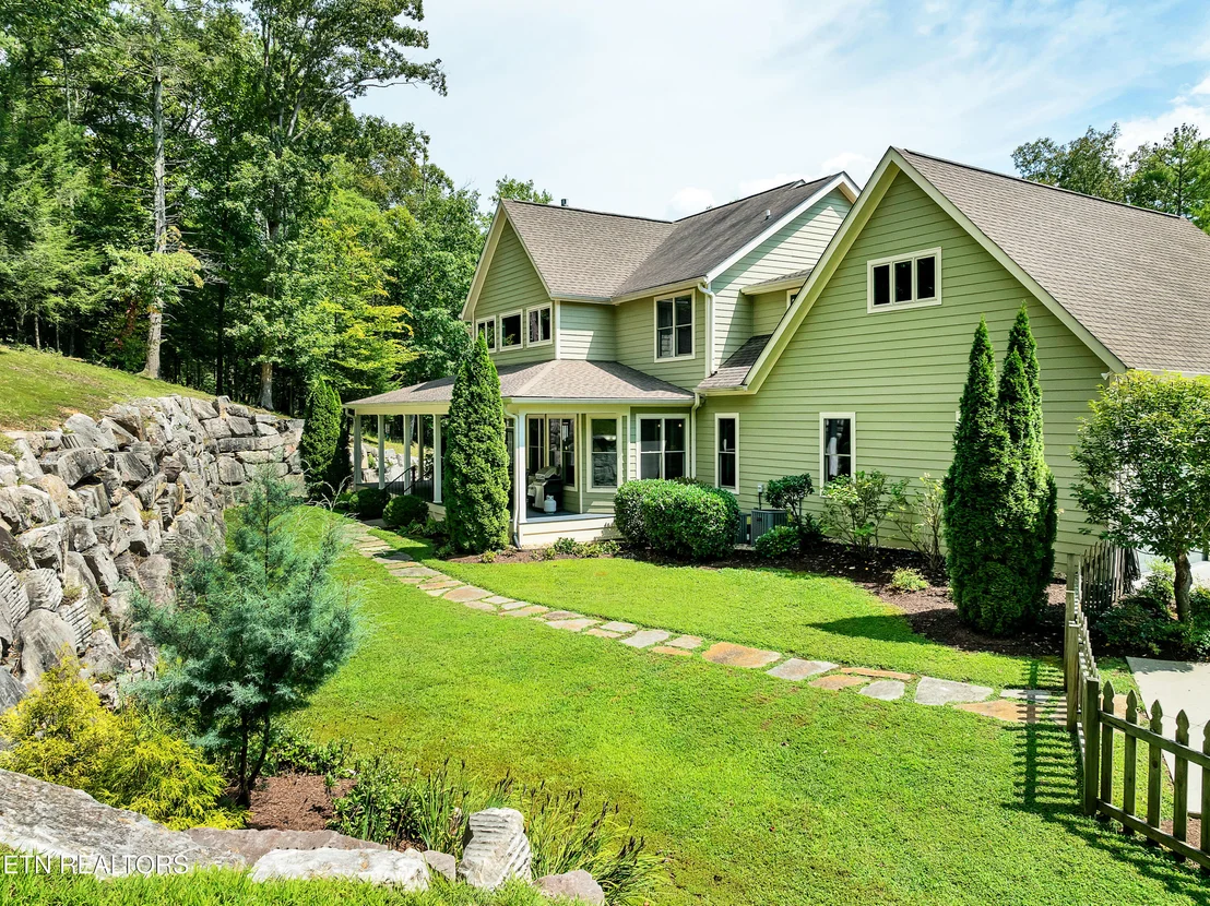Photo of 731 Hunters Run Rd