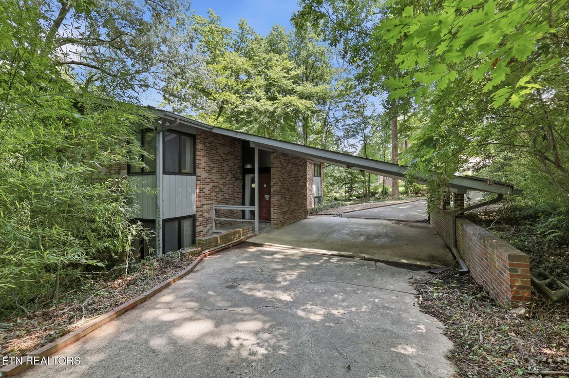 Photo of 114 Balboa Circle